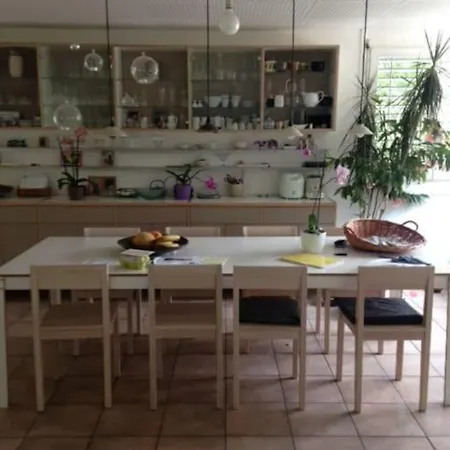 Casa Ad Con 1500mq Di Giardino בית נופש *