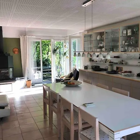 בית נופש Casa Ad Con 1500mq Di Giardino *