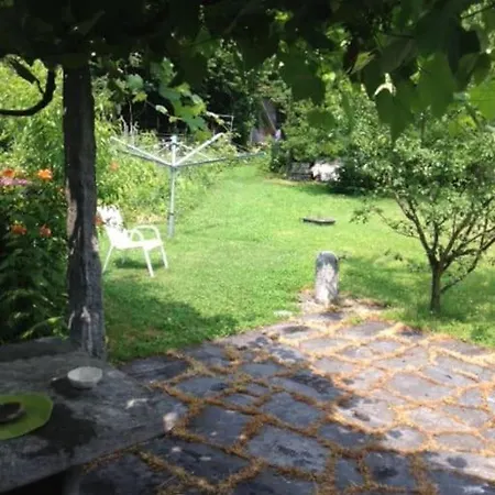 בית נופש Casa Ad Con 1500mq Di Giardino *