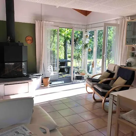 Casa Ad Con 1500mq Di Giardino Avegno