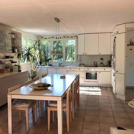 Casa Ad Con 1500mq Di Giardino 펜션 *